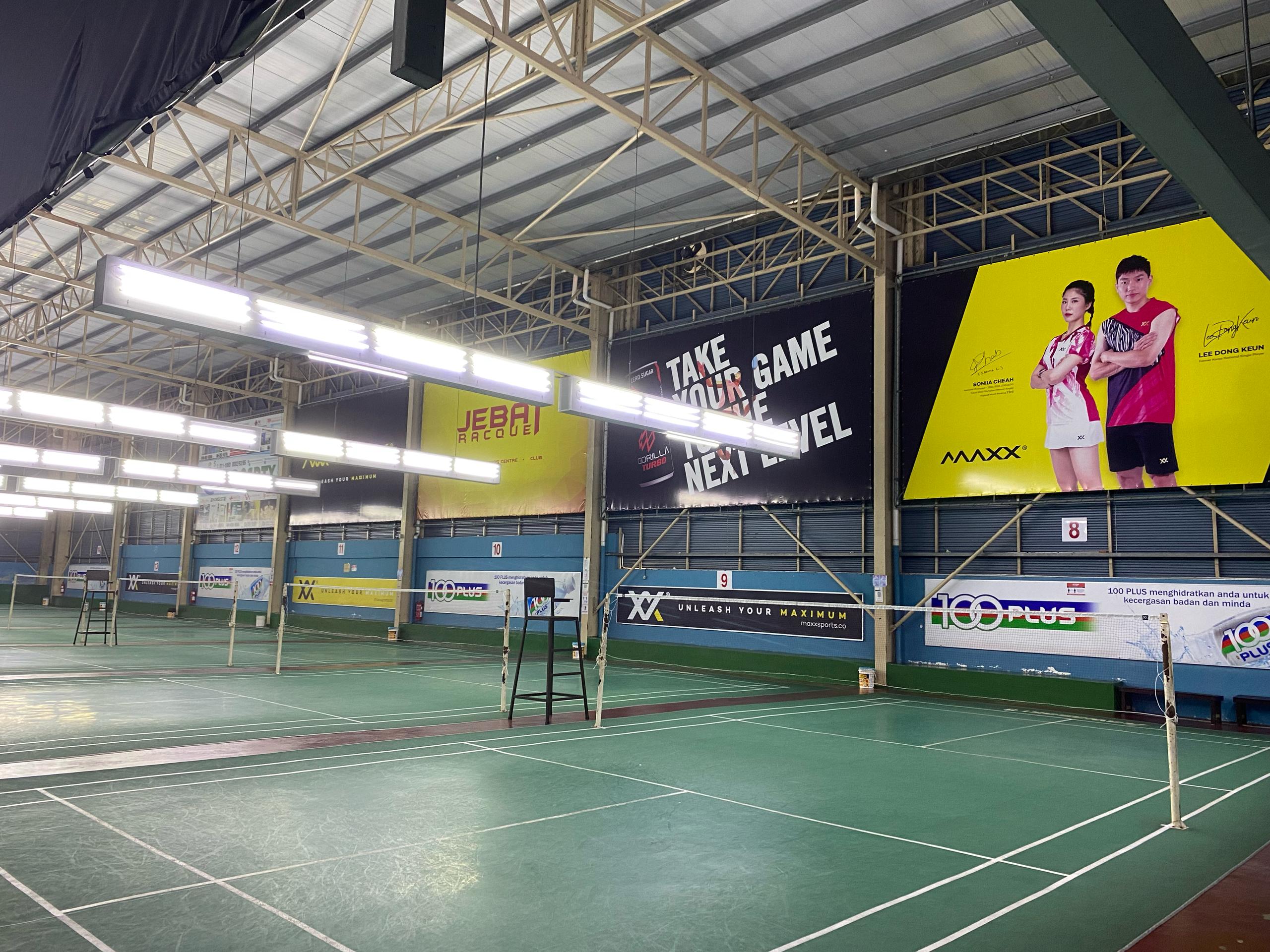 Jebat Racquet Sports Centre - Photo 12