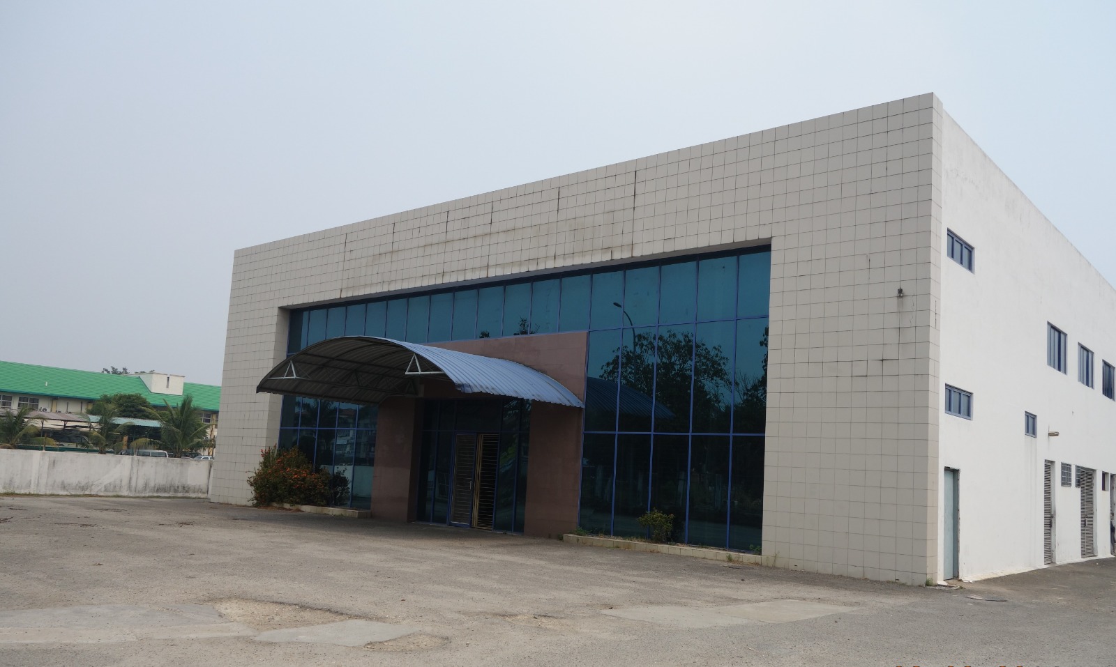 TMKE SPORTS ARENA - Photo 4