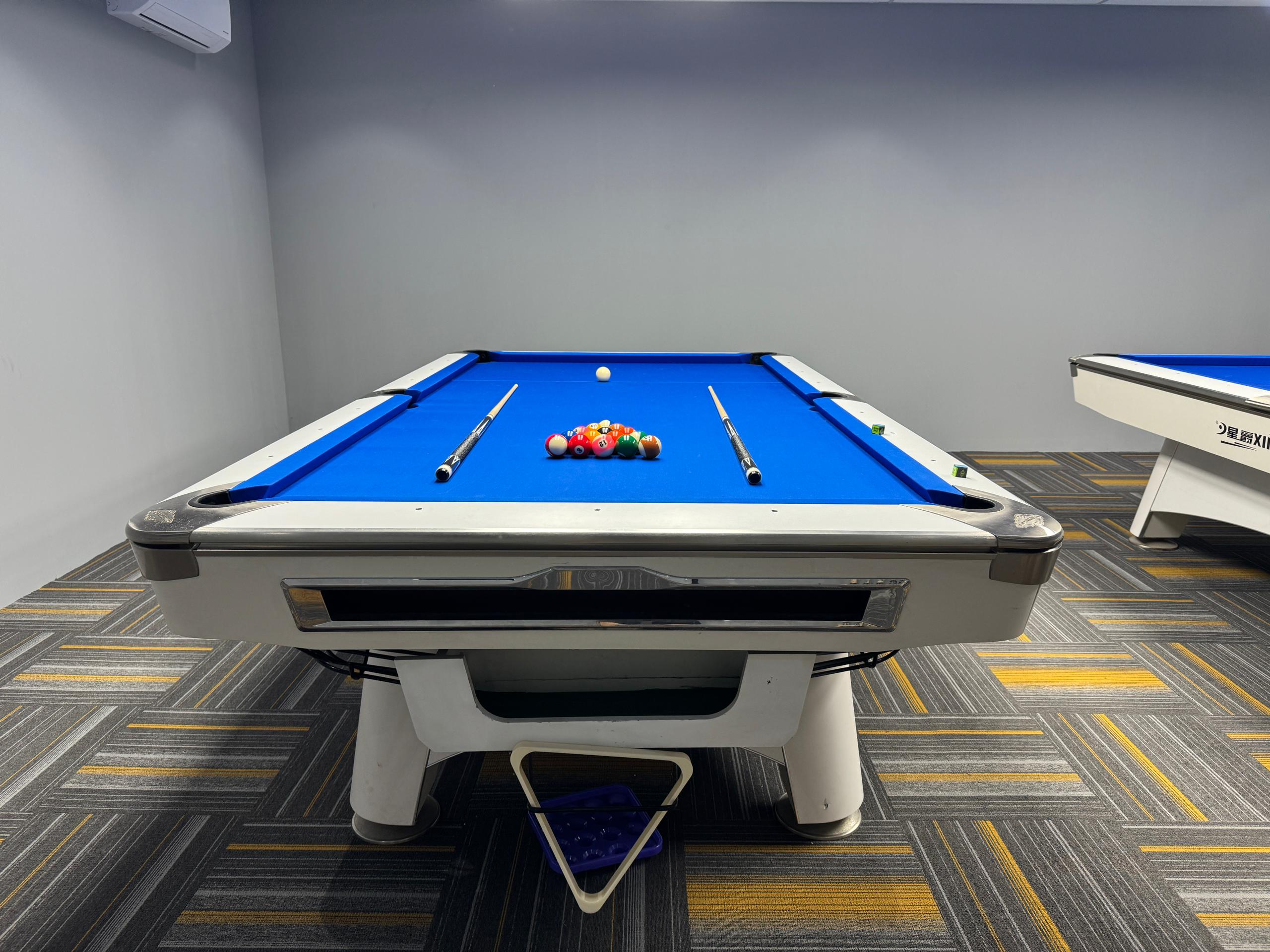 88 Pool Arena Empire - Photo 8
