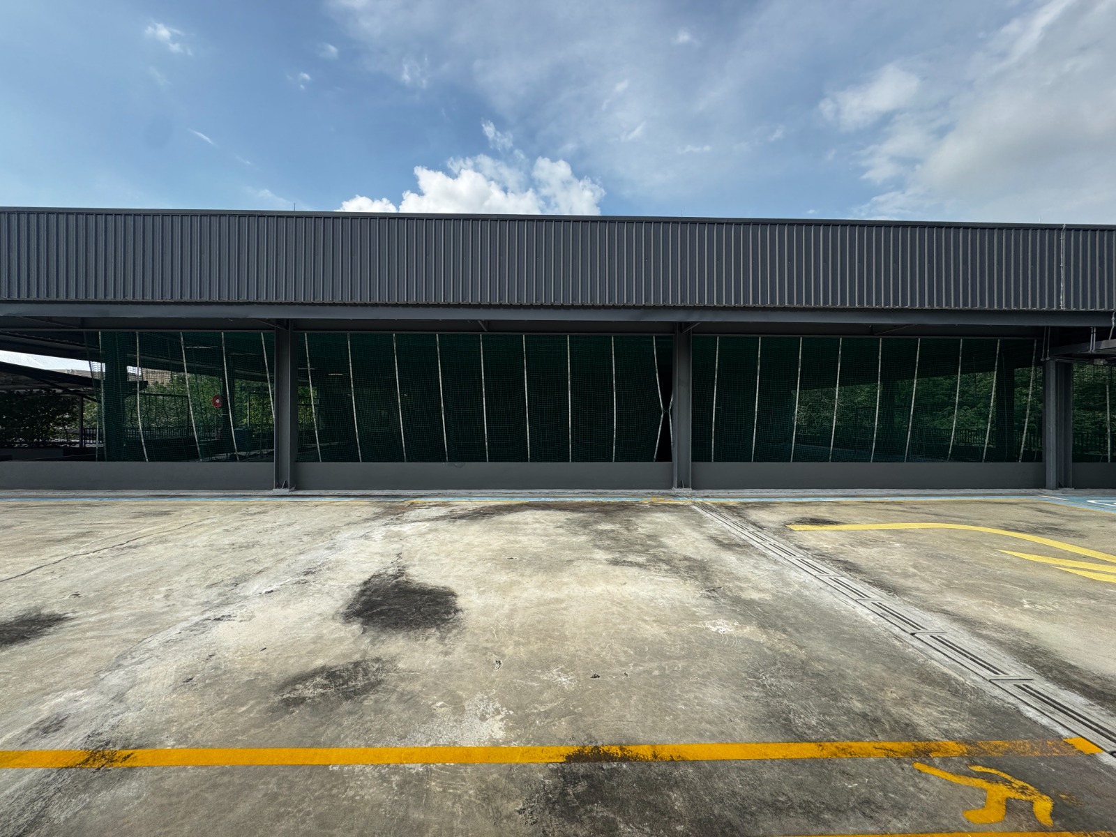 PULSE SPORTS ARENA - Photo 7