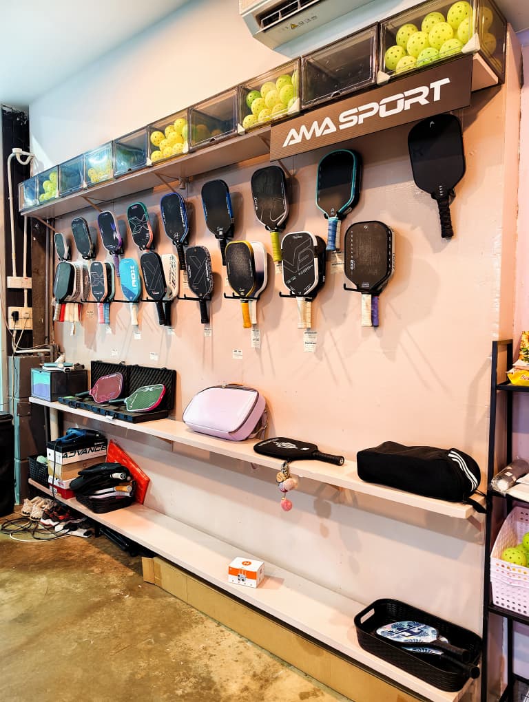 28 Sports Cafe - Photo 11