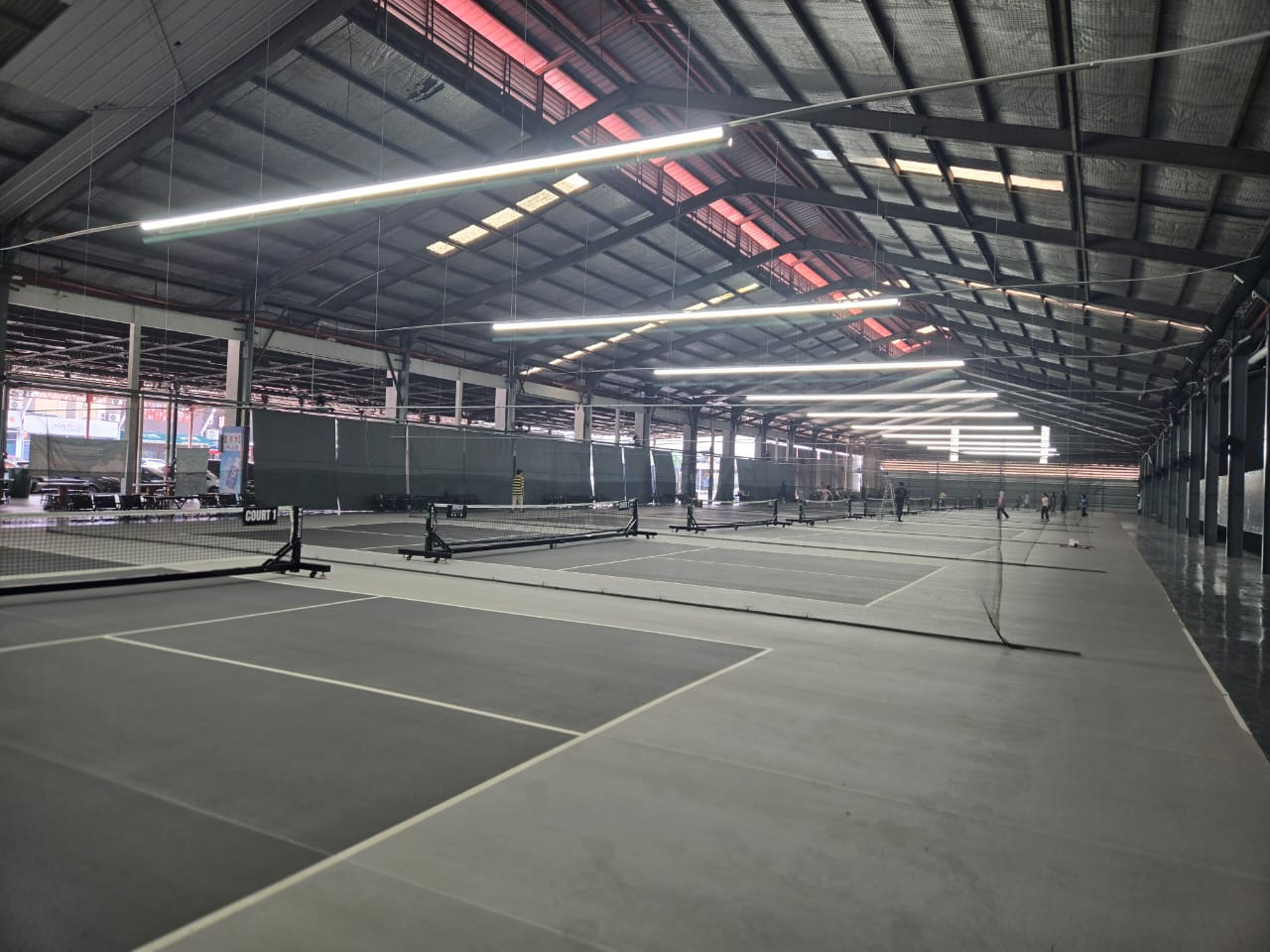 BORNEO SPORTS ARENA - Photo 9