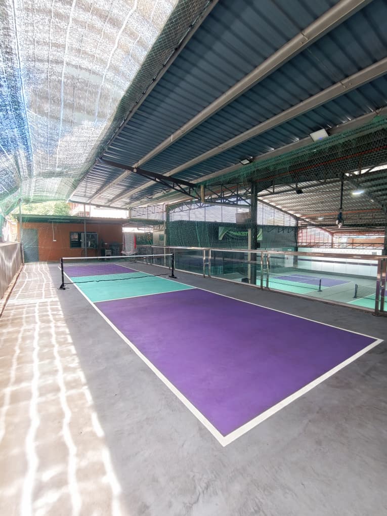 28 Sports Cafe - Photo 16