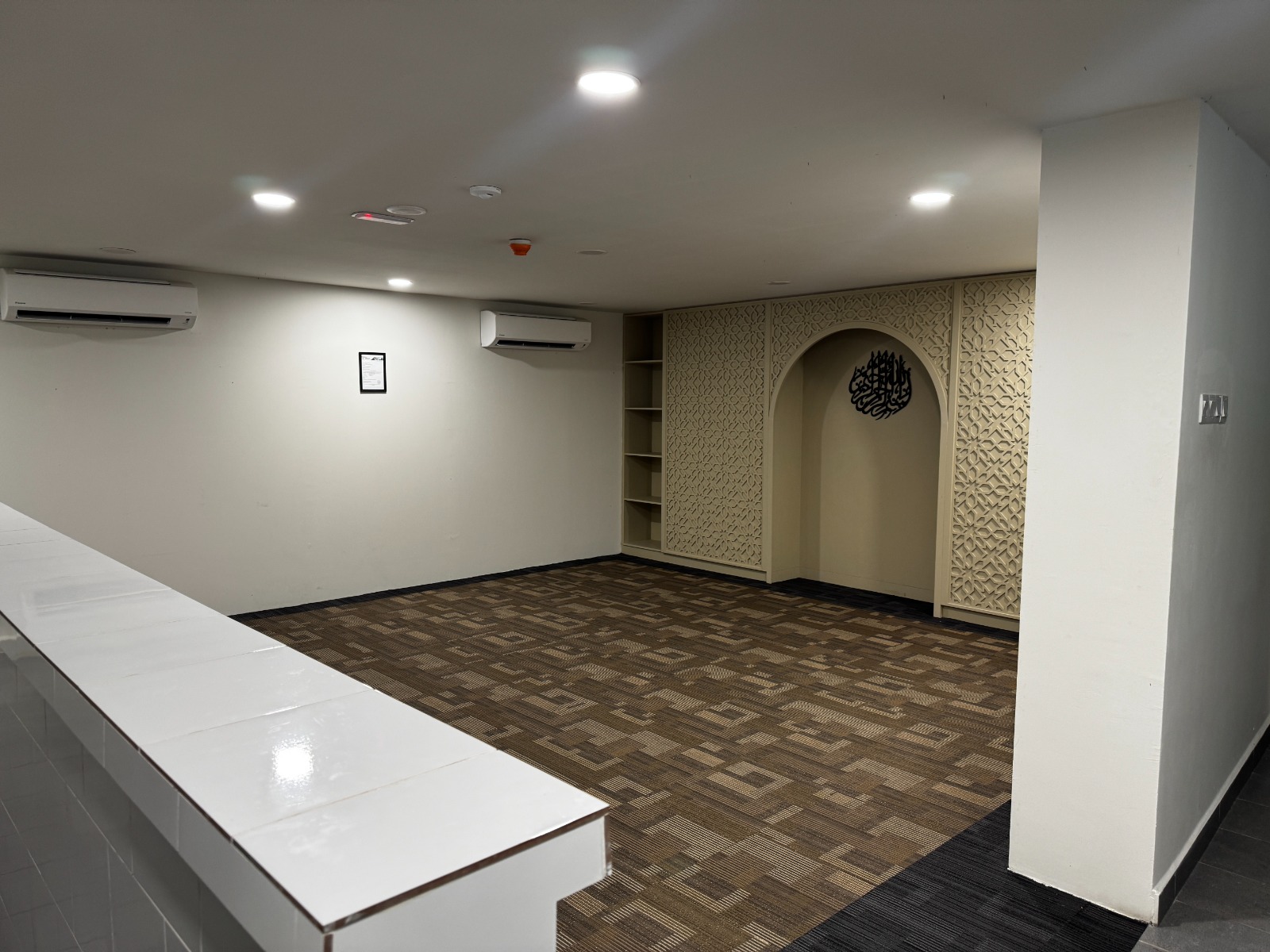 PULSE SPORTS ARENA - Photo 6