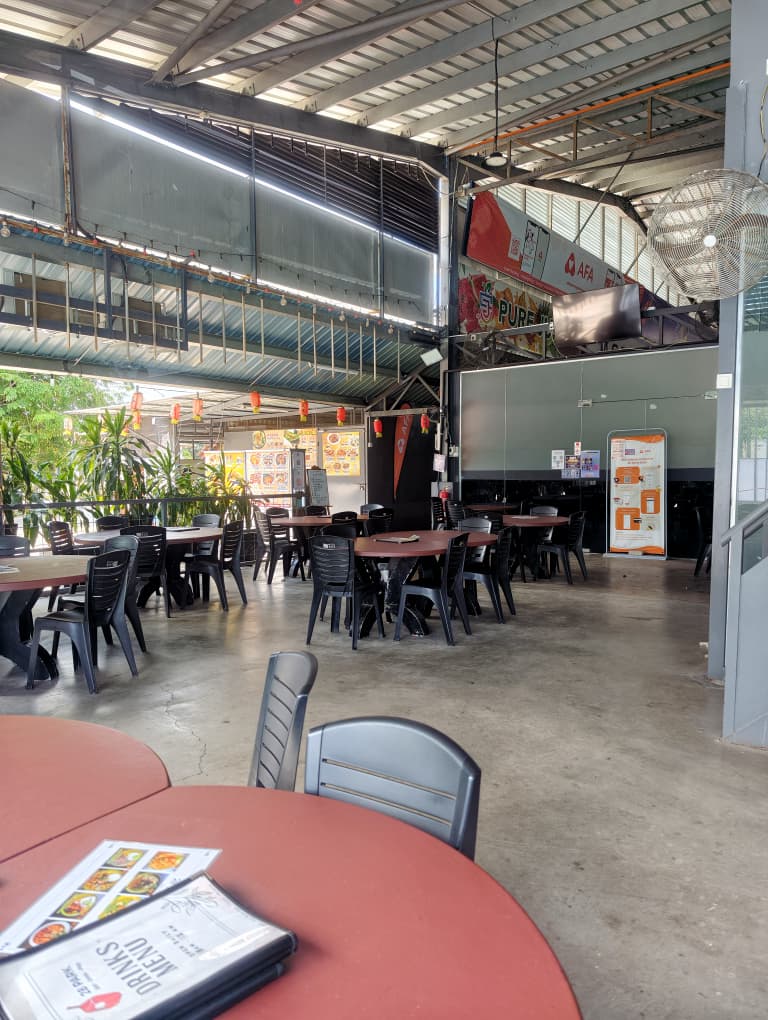 28 Sports Cafe - Photo 21