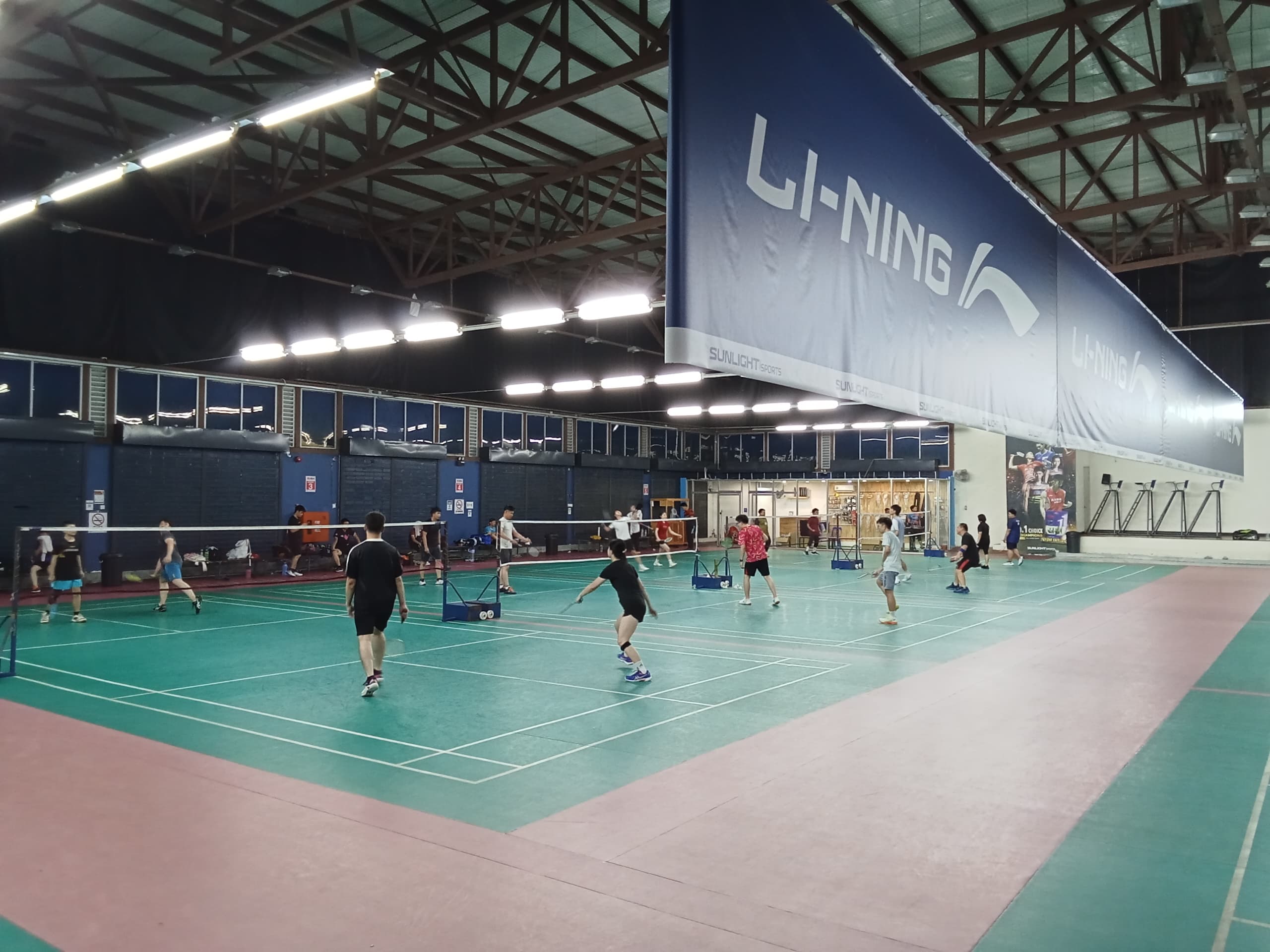 Setia Alam Badminton Arena - Photo 4