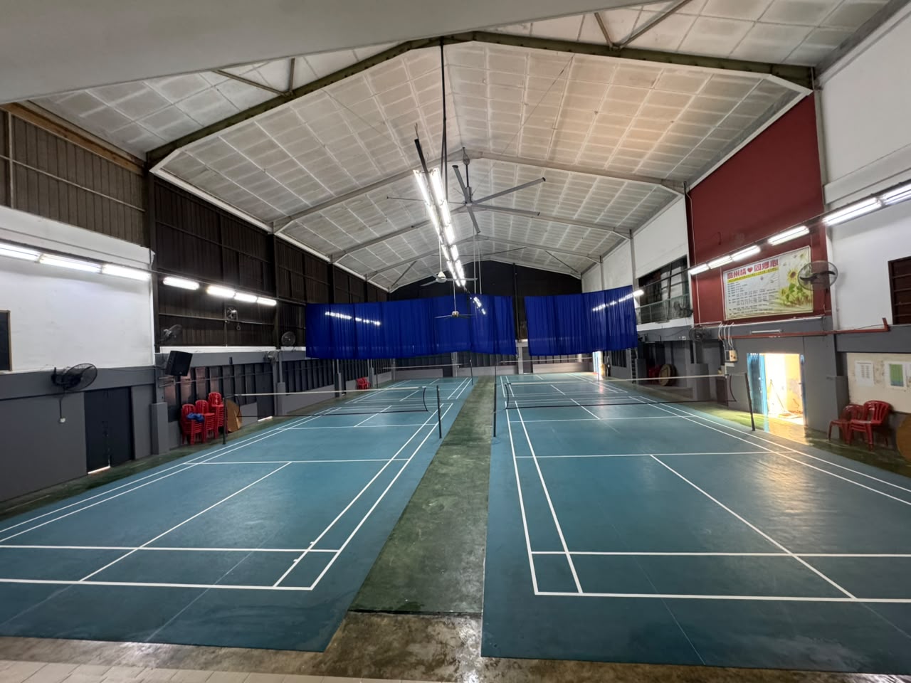 TM ELITE BADMINTON CENTRE (HULU BERNAM) - Photo 4