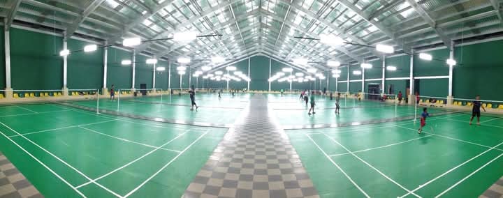 Juara Badminton Arena - Photo 4
