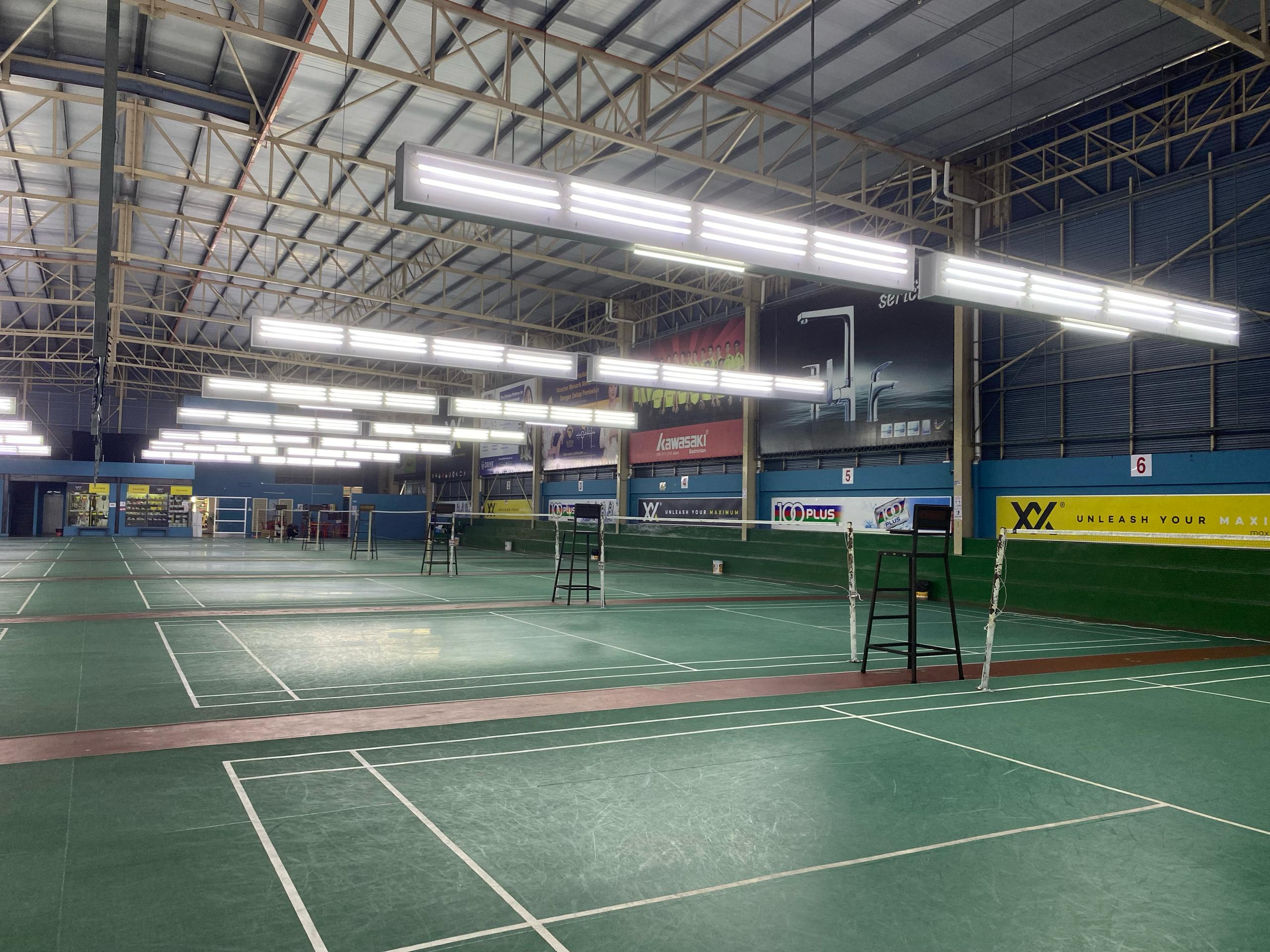 Jebat Racquet Sports Centre - Photo 8