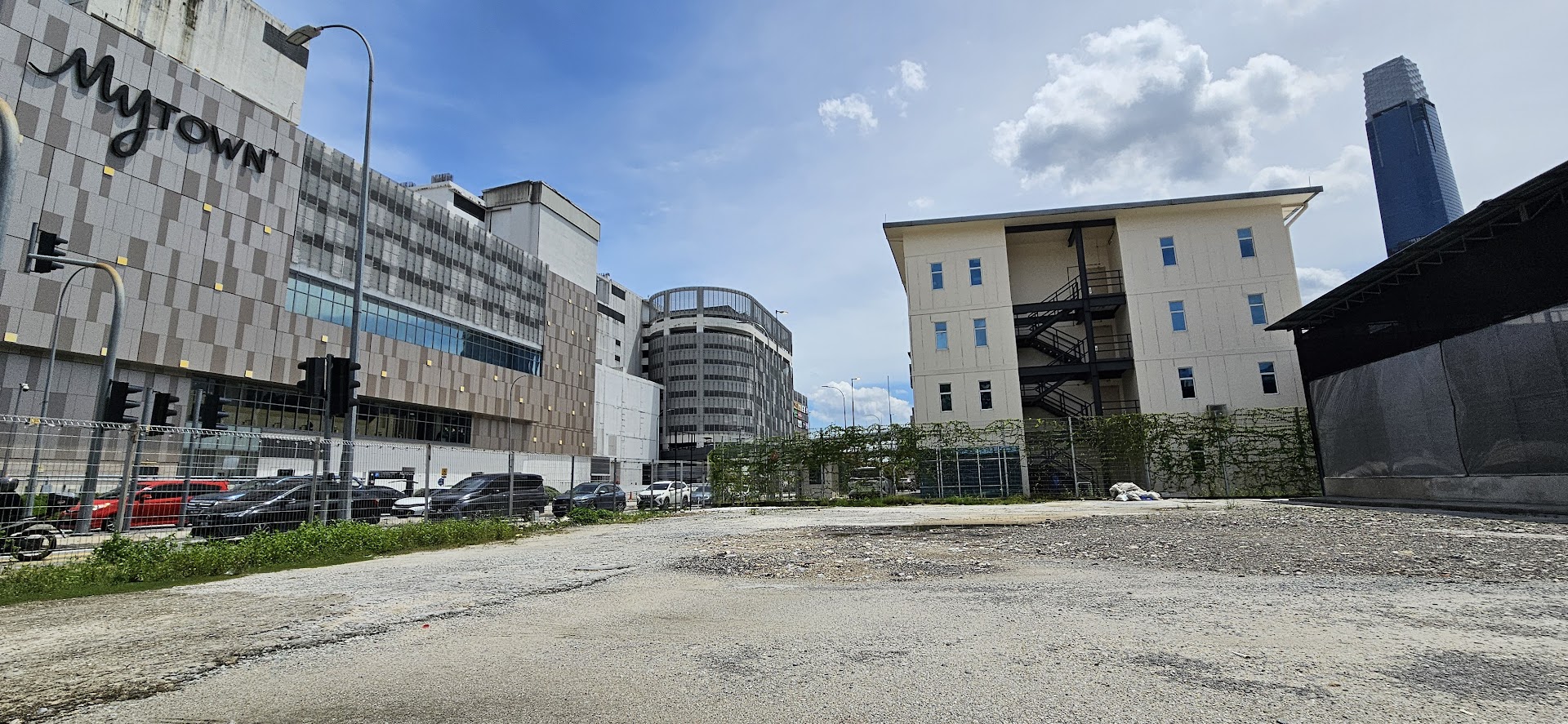 ASEANA ARENA - Photo 6