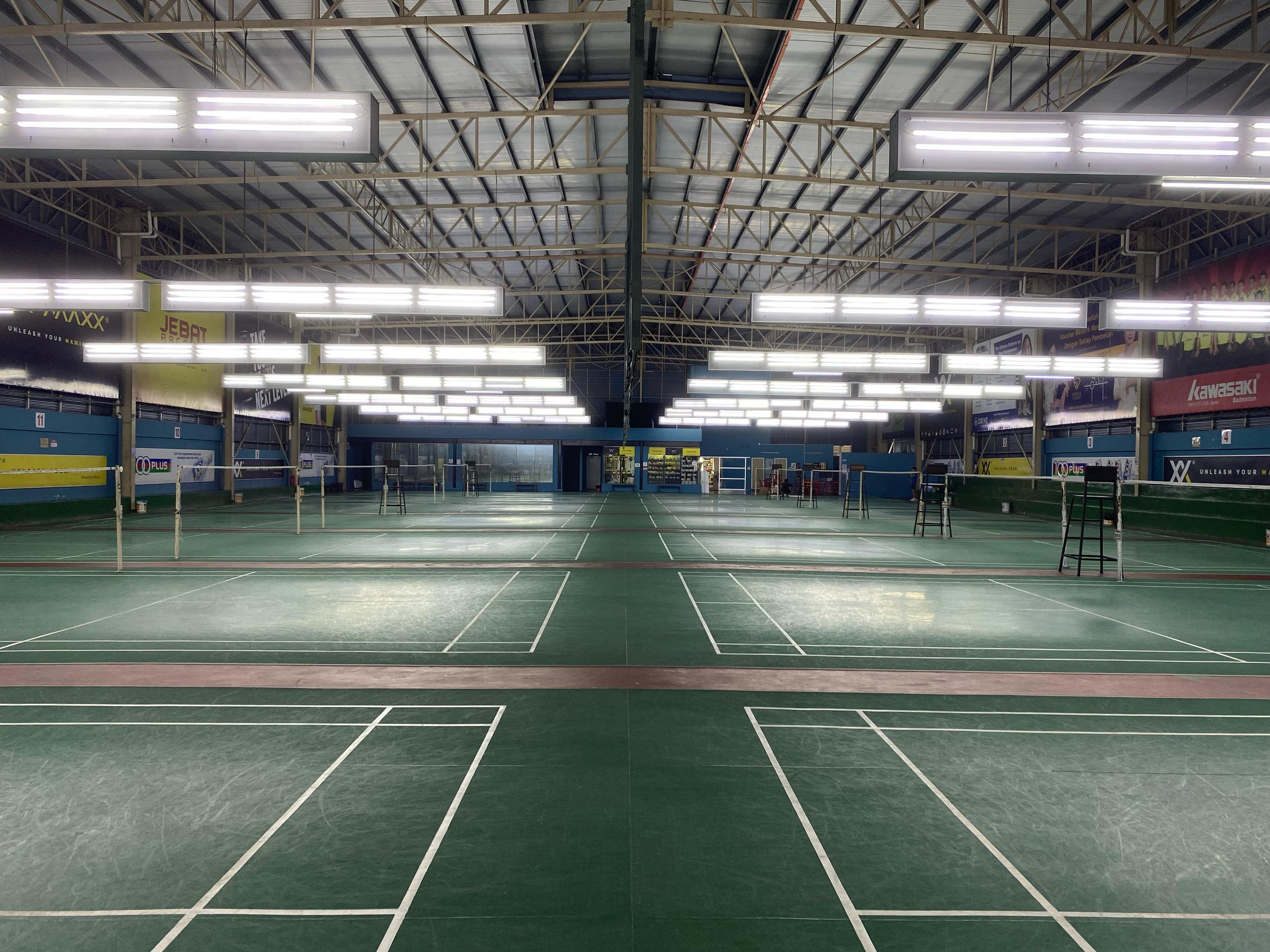 Jebat Racquet Sports Centre - Photo 9