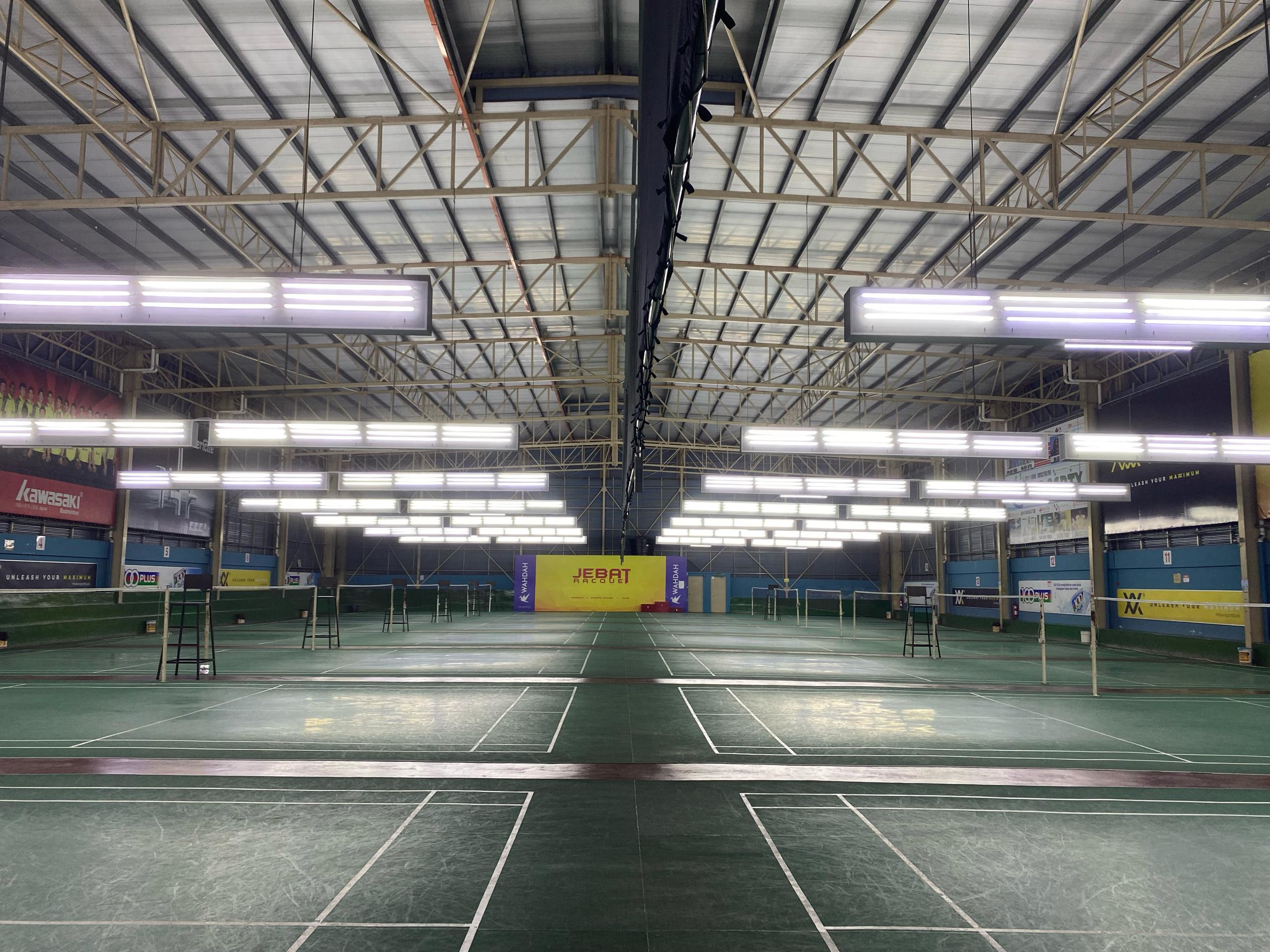 Jebat Racquet Sports Centre - Photo 15