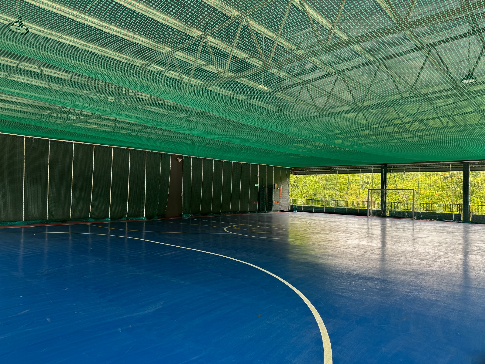 PULSE SPORTS ARENA - Photo 14