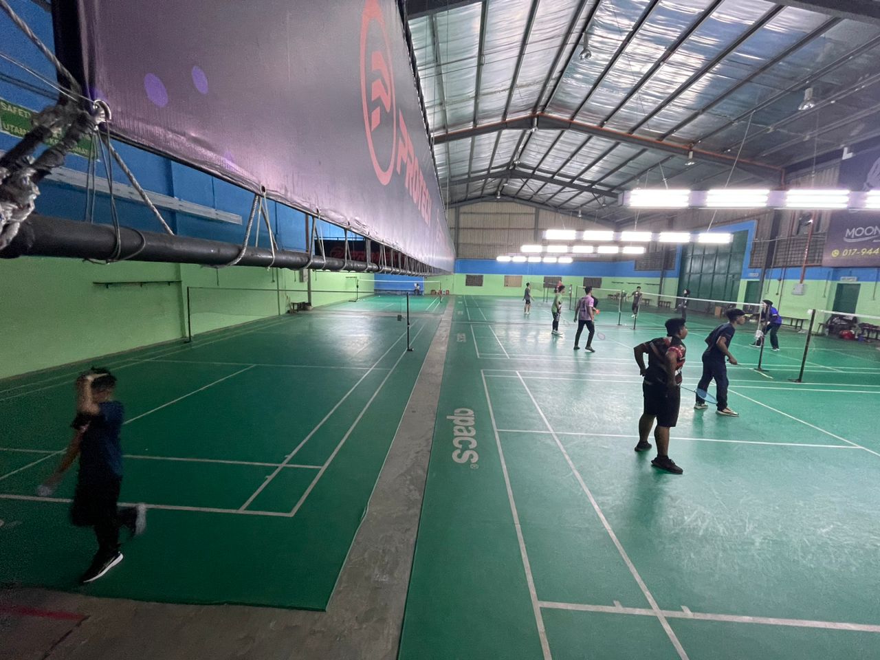 GLY Badminton Hall - Photo 7