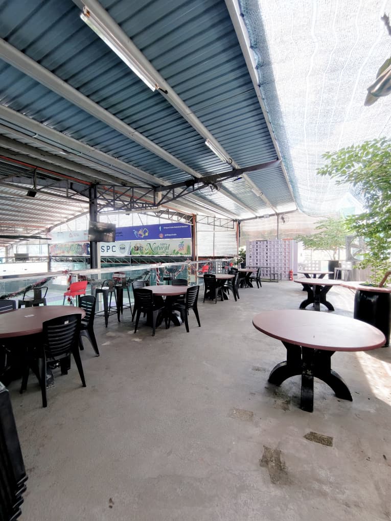 28 Sports Cafe - Photo 15